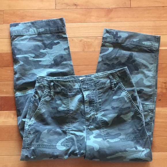 Gap Cropped Camo Pants 4 - Picture 4 of 5